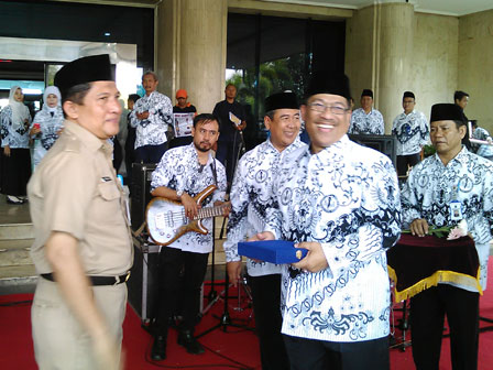 Pencarian PGRI Sidrap - Persatuan Guru Republik Indonesia Cabang Kabupaten Sidrap